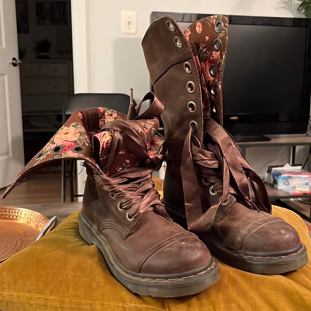 Dr.Marten’s Knee High Lace Up Boots